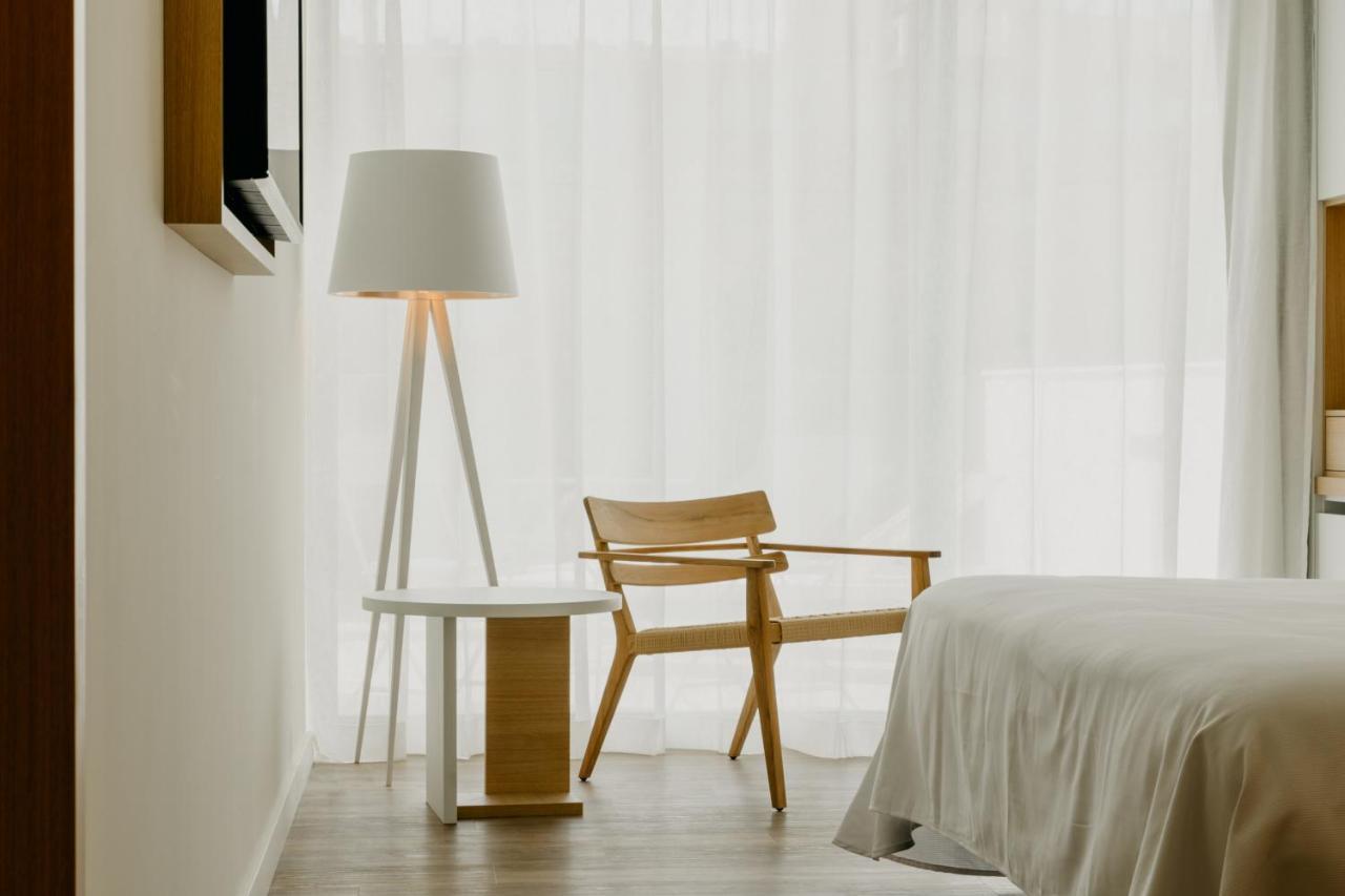 Instants Boutique Hotel (Adults Only) Cambrils Exterior photo